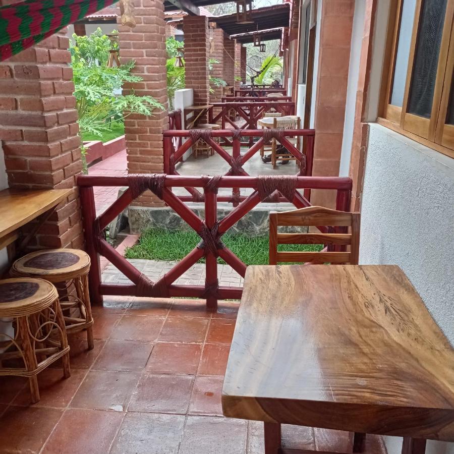 Bungalows Y Cabanas, Las Barracas De La Barra Malucano Εξωτερικό φωτογραφία