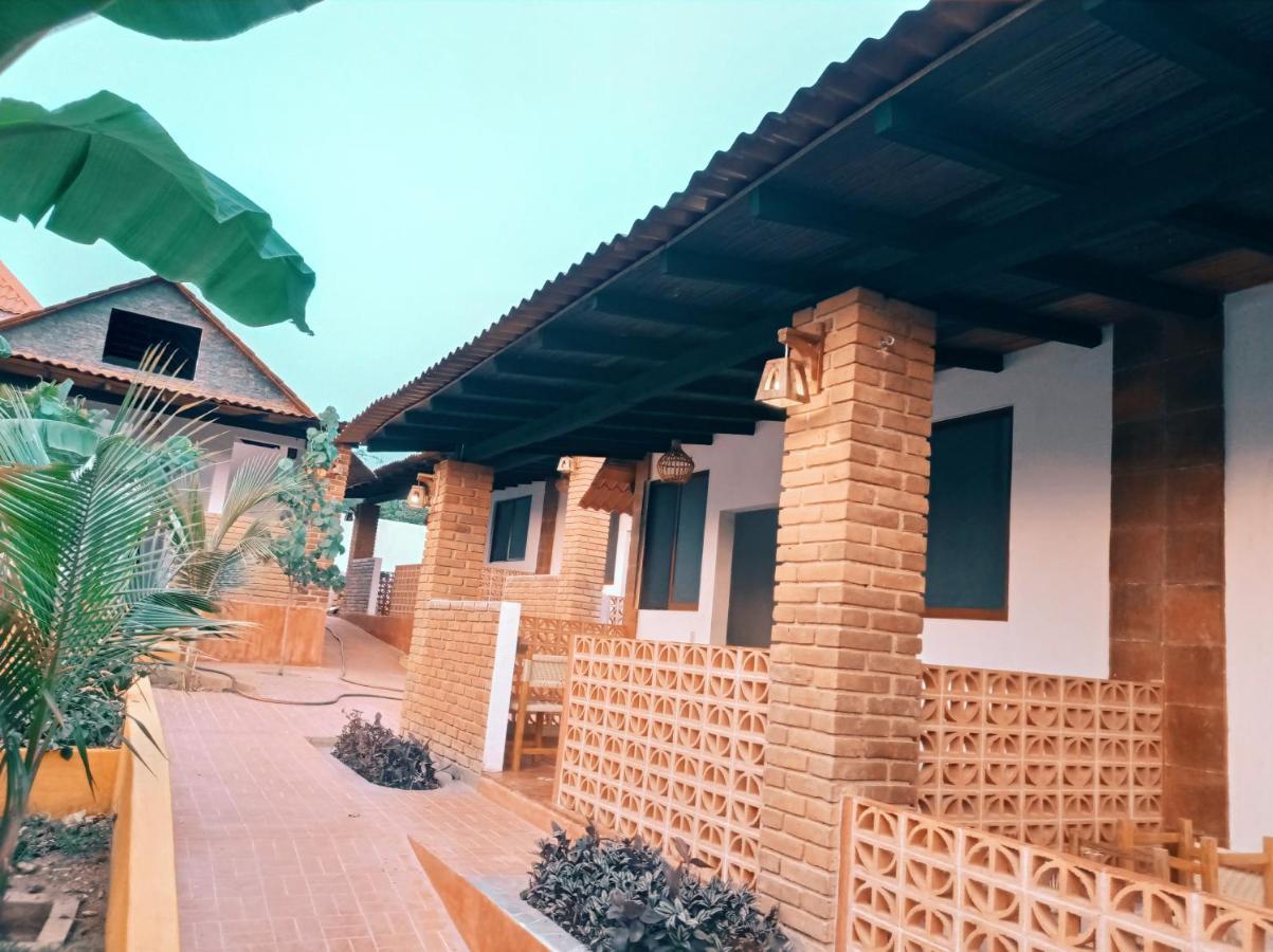 Bungalows Y Cabanas, Las Barracas De La Barra Malucano Εξωτερικό φωτογραφία